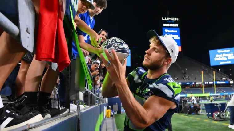 This brutal stat shows why the Seahawks should never run a Cooper Kupp trick play again