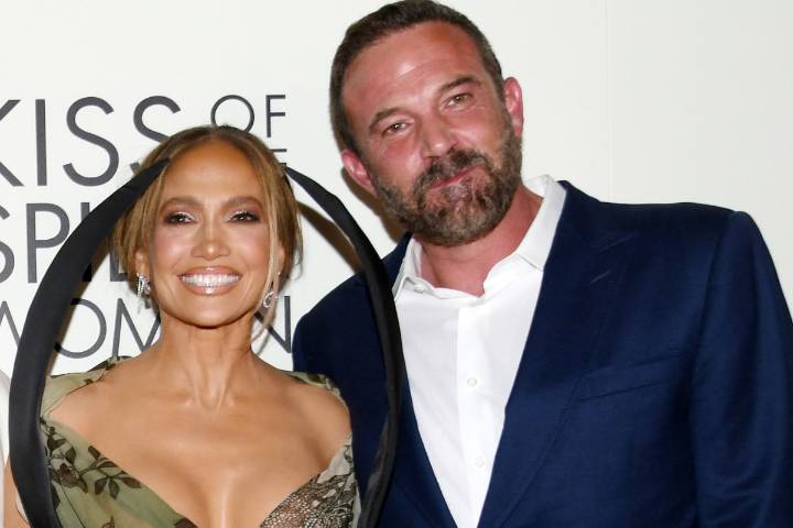 Jennifer Lopez Reunites With Ex Ben Affleck for ‘Kiss of the Spider Woman’ Premiere