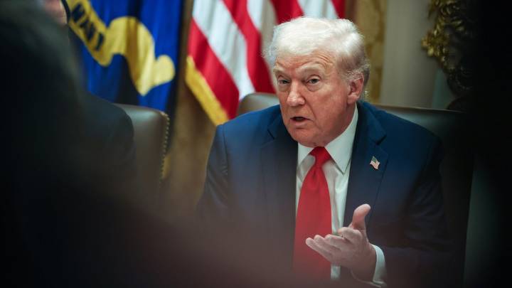 Trump prepara un ataque aéreo contra instalaciones militares de Venezuela