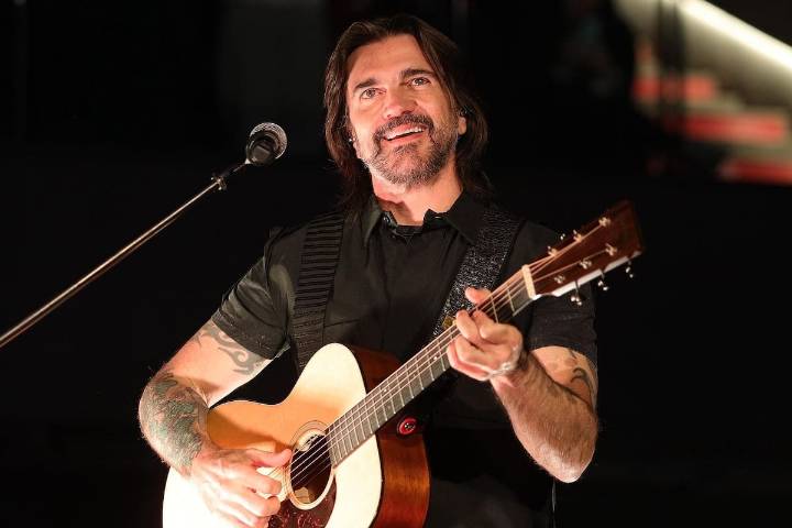De "A Dios le pido" a "La camisa negra". Juanes tocó sus clásicos en el Movistar Arena y contó con un invitado inesperado
