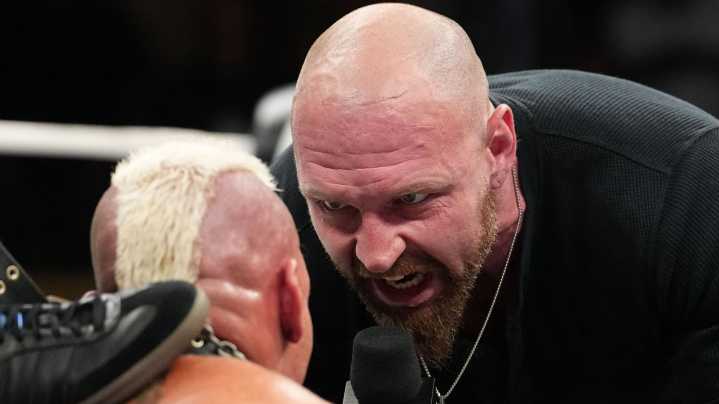 Jon Moxley, Darby Allin Brawl At New York Comic Con Ahead Of AEW WrestleDream Match