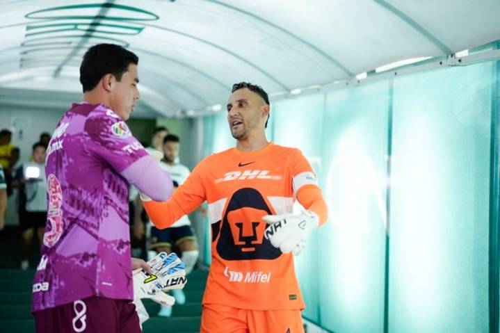 Con penal de José Juan Macías, Pumas empata con León