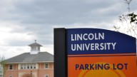 Al menos 1 muerto y 6 heridos de bala en una fiesta de bienvenida en la Universidad Lincoln en Pensilvania