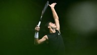 Sufridísimo triunfo de Cerúndolo para meterse en los octavos de final del Masters 1000 de París
