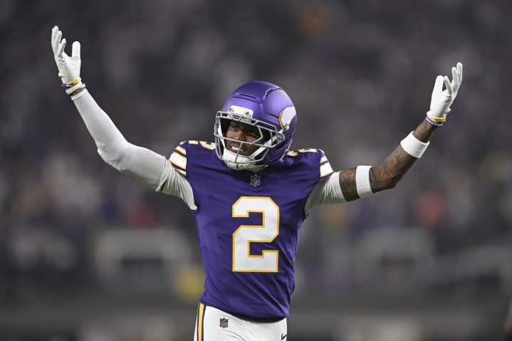 Minnesota Vikings condemn racist messages sent to Isaiah Rodgers