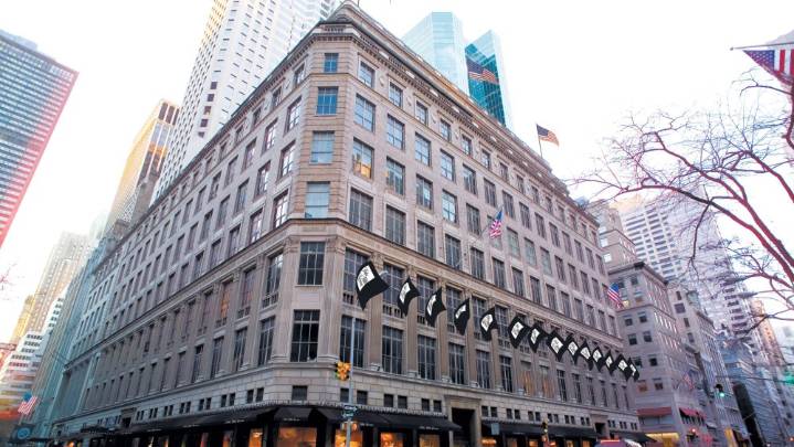 Saks Global Reports Q2 Sales Declines and Losses