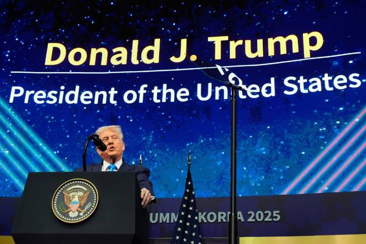 Trump ordena comenzar “inmediatamente” a probar armas nucleares