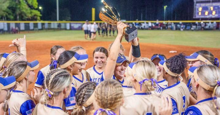 Lady Indians claim 16th straight region title