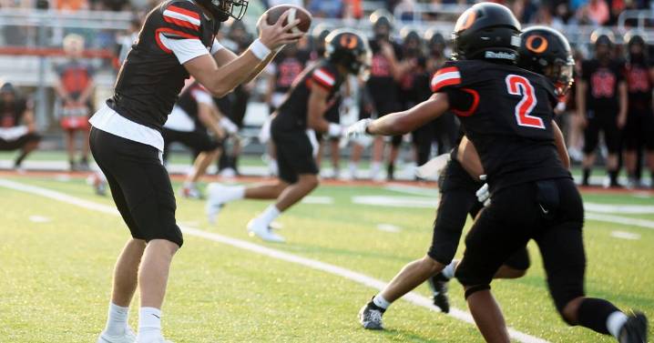 Ludington welcomes Whitehall to town for homecoming