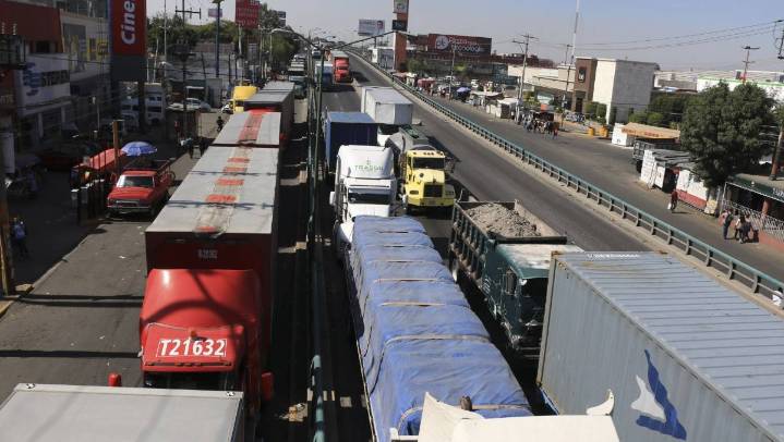 Piperos arriban a la México