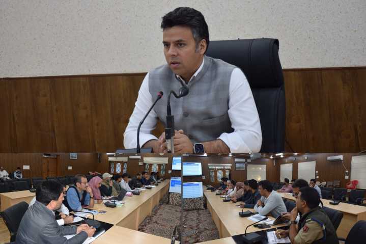 DEO Budgam chairs meeting to Assess Election Preparedness for Bye