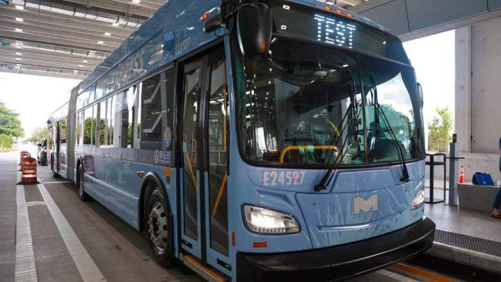 Miami-Dade lanza Metro Express: el nuevo sistema eléctrico que promete revolucionar el transporte en el sur del condado