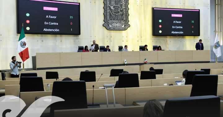 Evalúan los daños por lluvias en el edificio del Congreso