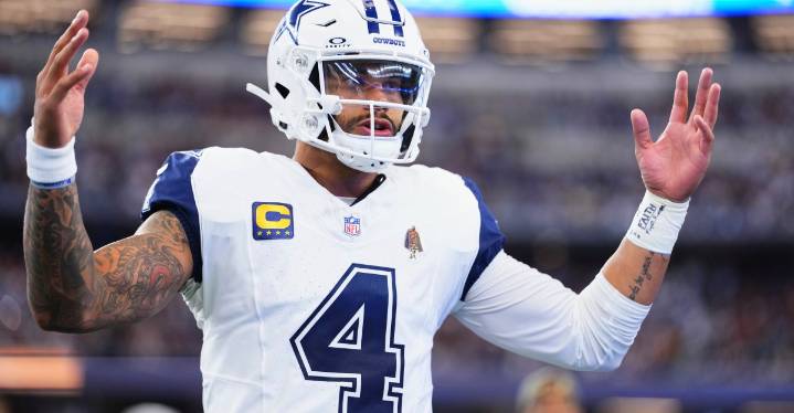 Cowboys vs Commanders: Dak Prescott is playing like the best quarterback in the NFL