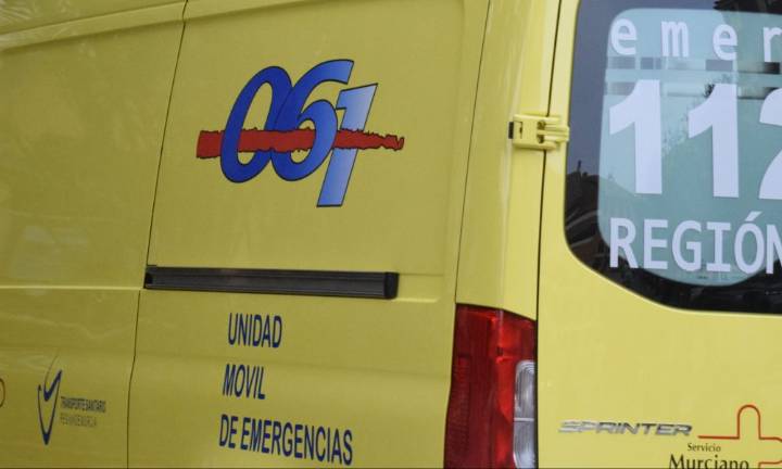Fallece un hombre de 70 años tras quedar atrapado bajo un tractor en la pedanía de El Charcón, en Águilas