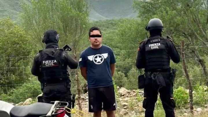 Hombre en Motocicleta Arrastra y Mata a un Perro en Carretera de Nuevo, León