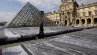 Fevicol Turns Louvre Heist Into Viral Ad