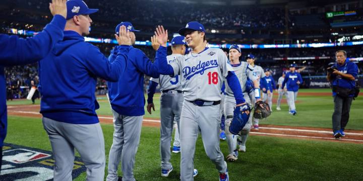 Yoshinobu Yamamoto World Series complete game facts, figures