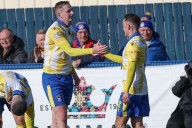 Irish League Round-Up | 10-man Bangor bravely hold on to defeat Coleraine as Dungannon see off Larne