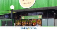 La empresa que cerró un supermercado en Villa Krause ya no compite por la compra de otro gigante
