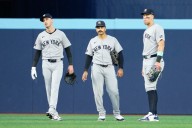 Yankees Predicted to Lose 34-Homer Star to Rangers in Free Agency