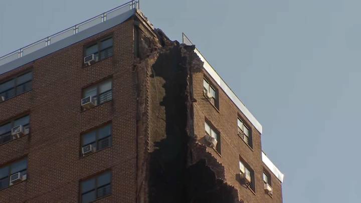 Bronx explosion displaces dozens, city investigating cause