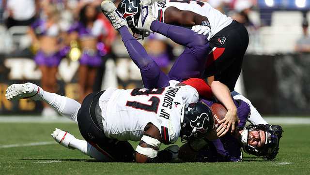 Houston Texans dominate depleted Ravens in 44