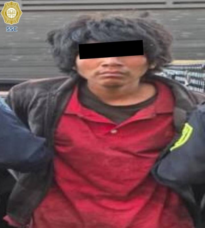 Hombre en situación de calle roba arma a oficial de tránsito en Iztacalco