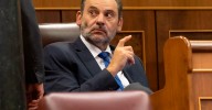 El Constitucional rechaza por unanimidad admitir el recurso de Ábalos: la Guardia Civil no vulneró su función como diputado