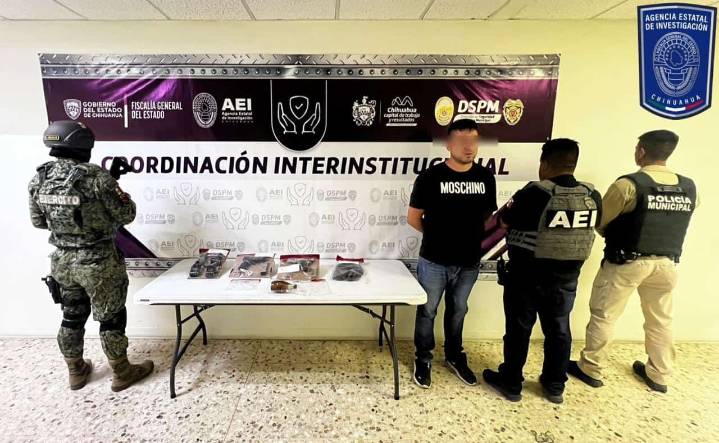 Operativo Conjunto detiene a hombre con cocaína  y dos armas de fuego
