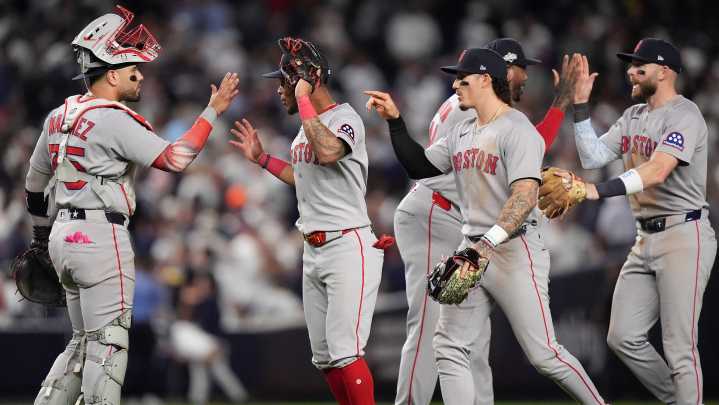 Red Sox snatch Game 1 from Yankees thanks to pitching gem