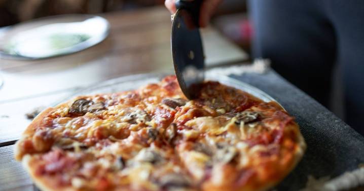 Pizza shop faces closure over '3am booze breaches' and ‘aggressive’ row with police