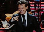 Luis Miguel luce irreconocible en Madrid: así se dejó ver con Paloma Cuevas
