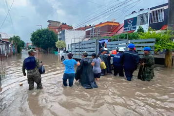 Reportan 64 personas fallecidas y 65 desaparecidas tras torrenciales lluvias en México
