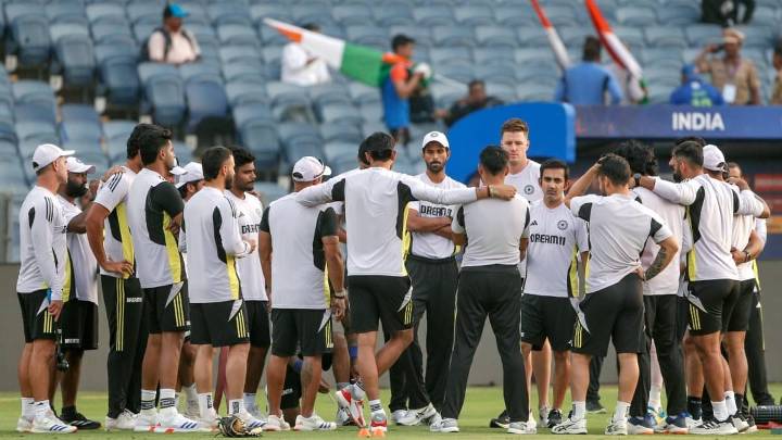 Gambhir To Host Indian Team For Dinner Prior To Delhi Test: Report Cricket