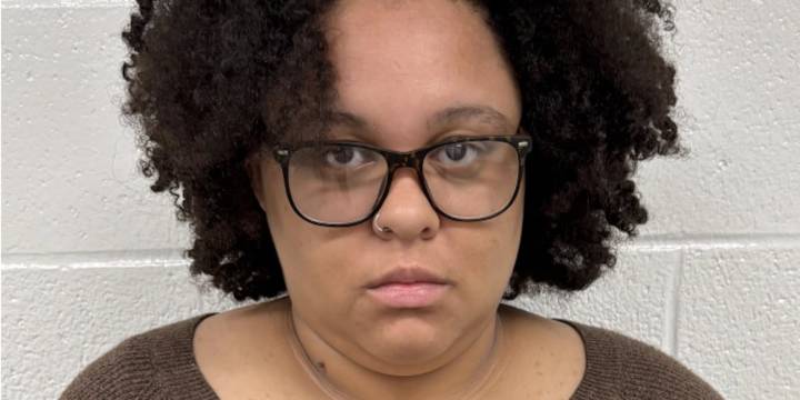 Washington woman arrested for murdering 1
