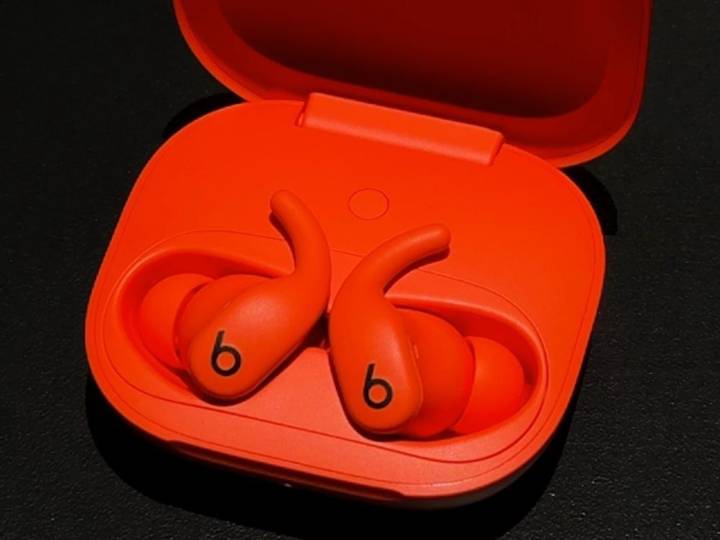 Powerbeats Fit review: A more streamlined wireless workout earbud 
