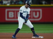 Julio Rodríguez lifts Mariners over Tigers 3-2, Seattle takes Game 2 of ALDS to even series