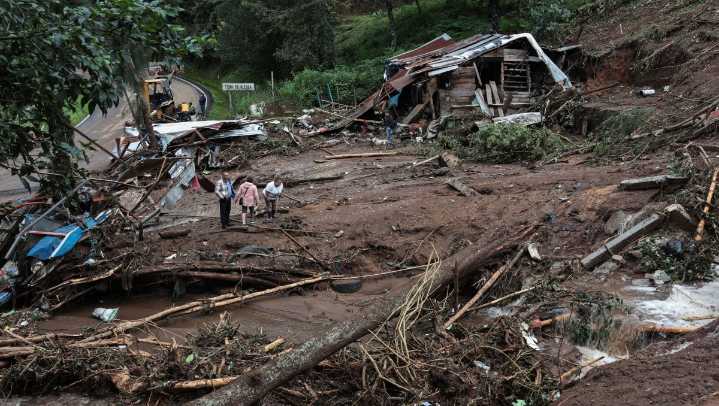 Puebla eleva a 18 los muertos por lluvias en Sierra Norte