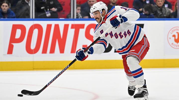 Rangers’ Vincent Trocheck getting injury evaluation after Sabres win