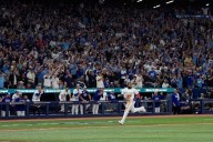 Guerrero hits 6th postseason homer and Blue Jays beat Mariners 6