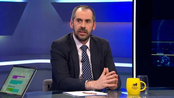 Grau advierte que sala cuna universal no vería la luz antes de las elecciones: "No nos van a dar ese logro político"