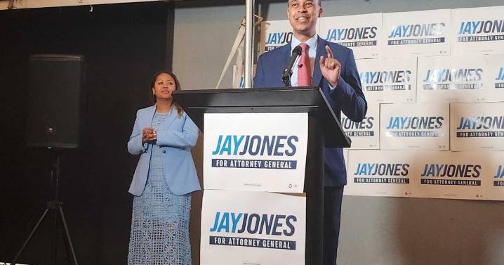Democrat in Virginia attorney general race apologizes for 2022 texts depicting political violence