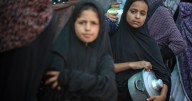 World awaits Gaza peace deal and opening for aid reaching Palestinians
