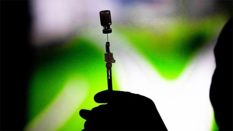 Public Health officials urge Kentuckians to take precautions, get vaccinated as flu season begins