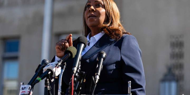 Letitia James gives unhinged rant after court hearing for bank fraud allegations: 'This is not about me!'