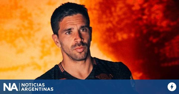 La camiseta de Torino que homenajea a River por su amistad