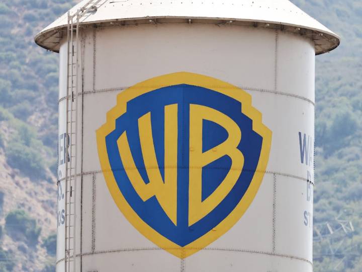 CNN’s future at stake as owner Warner Bros. Discovery seeks sale