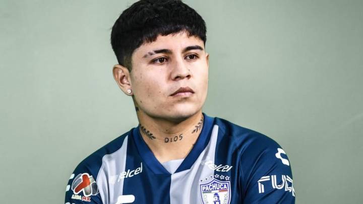 Pachuca confirma la salida de “Chofis” López en pleno Apertura 2025; así fue su paso por Tuzos