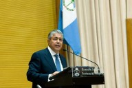 El Gobierno de Neuquén busca autorización para dos créditos internacionales por 300 millones de dólares